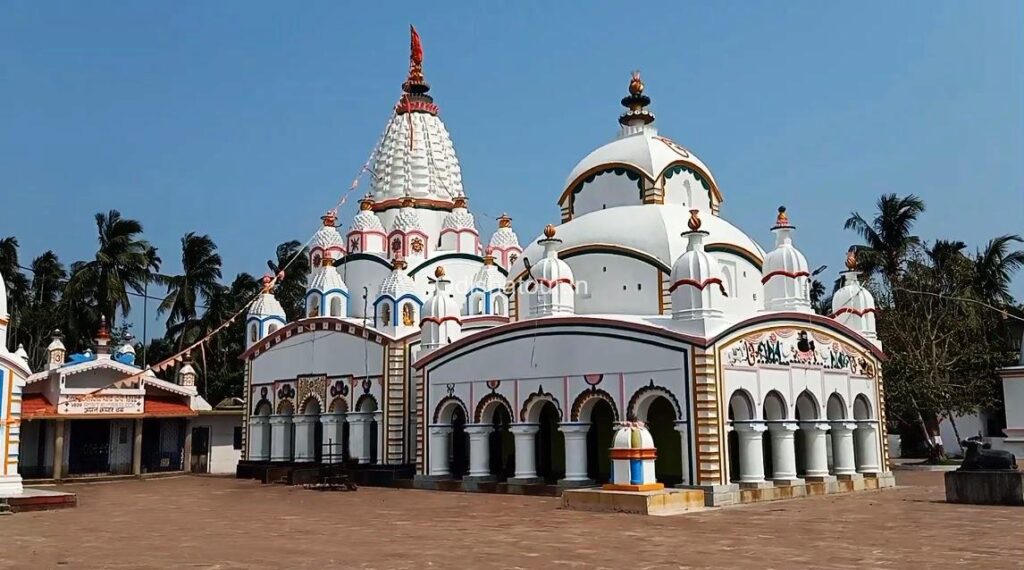 Chandaneswar Shiv Temple in Mandarmani Beach, Kokata