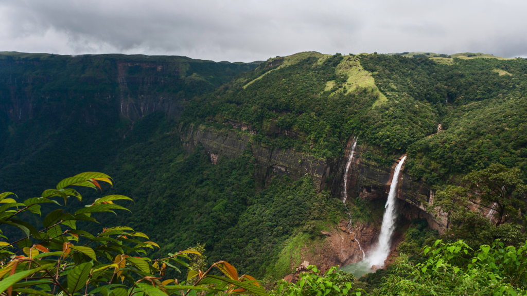 Cherrapunji - Nohkalikai Falls